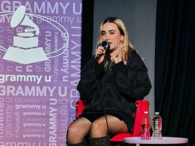Ela Taubert comparte su historia y visión en sesión íntima con GRAMMY U Florida