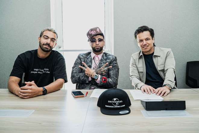 OVI firma con Universal Music Latino y abre una nueva etapa en su carrera